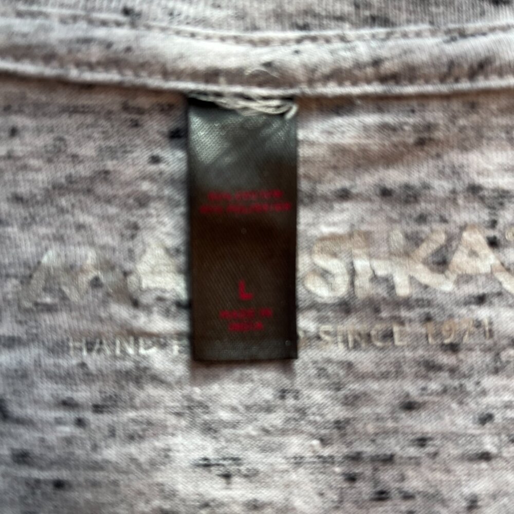 Marushka Hand-Printed "Farm Life" V-Neck Tee - L - Picture 3 of 8